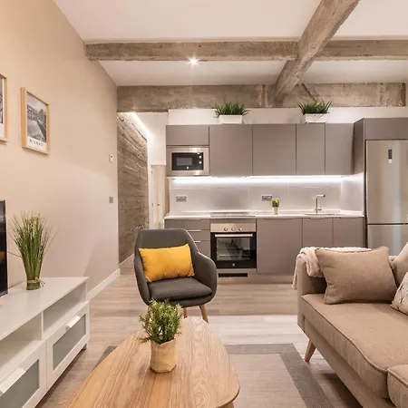 Recién Reformado Junto A Metro San Mamés * Bilbao