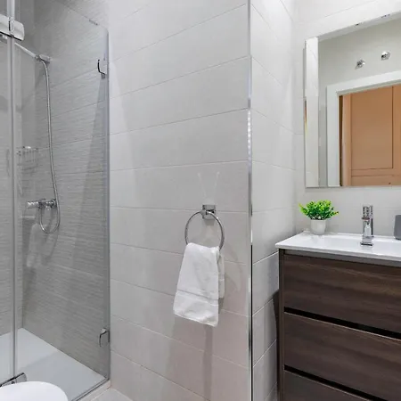Recién Reformado Junto A Metro San Mamés Appartement *