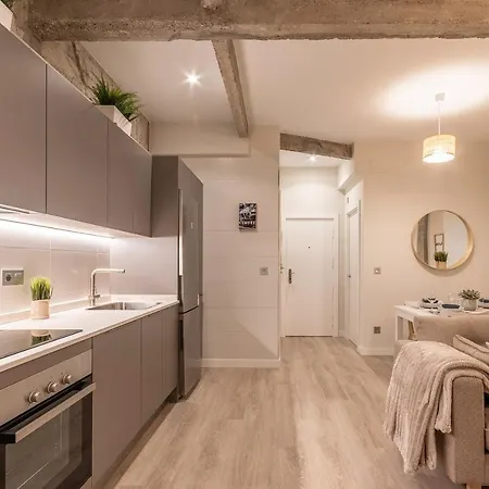 Recién Reformado Junto A Metro San Mamés