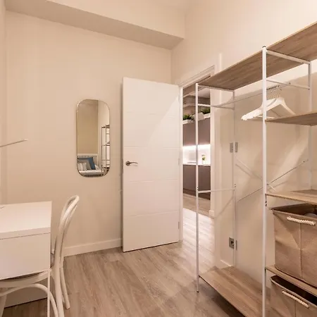 Recién Reformado Junto A Metro San Mamés Bilbao