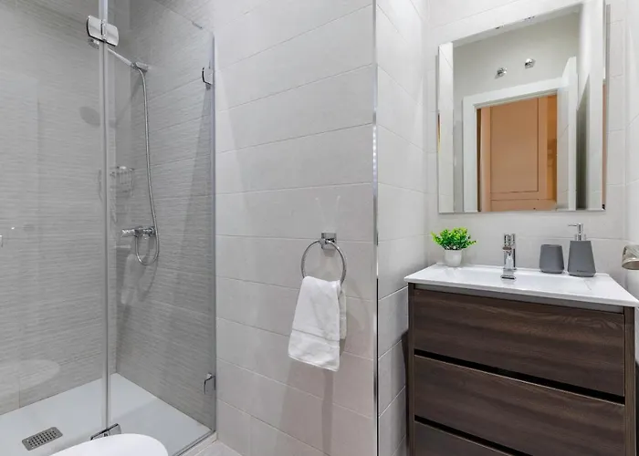 Recien Reformado Junto A Metro San Mames Apartament *