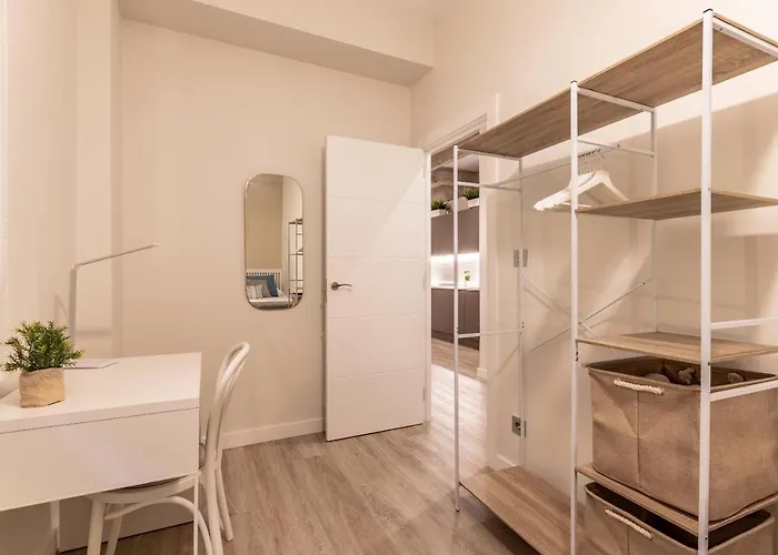 Recien Reformado Junto A Metro San Mames 빌바오