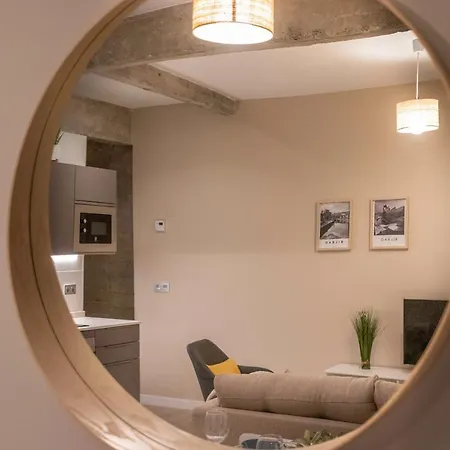 Recien Reformado Junto A Metro San Mames بلباو